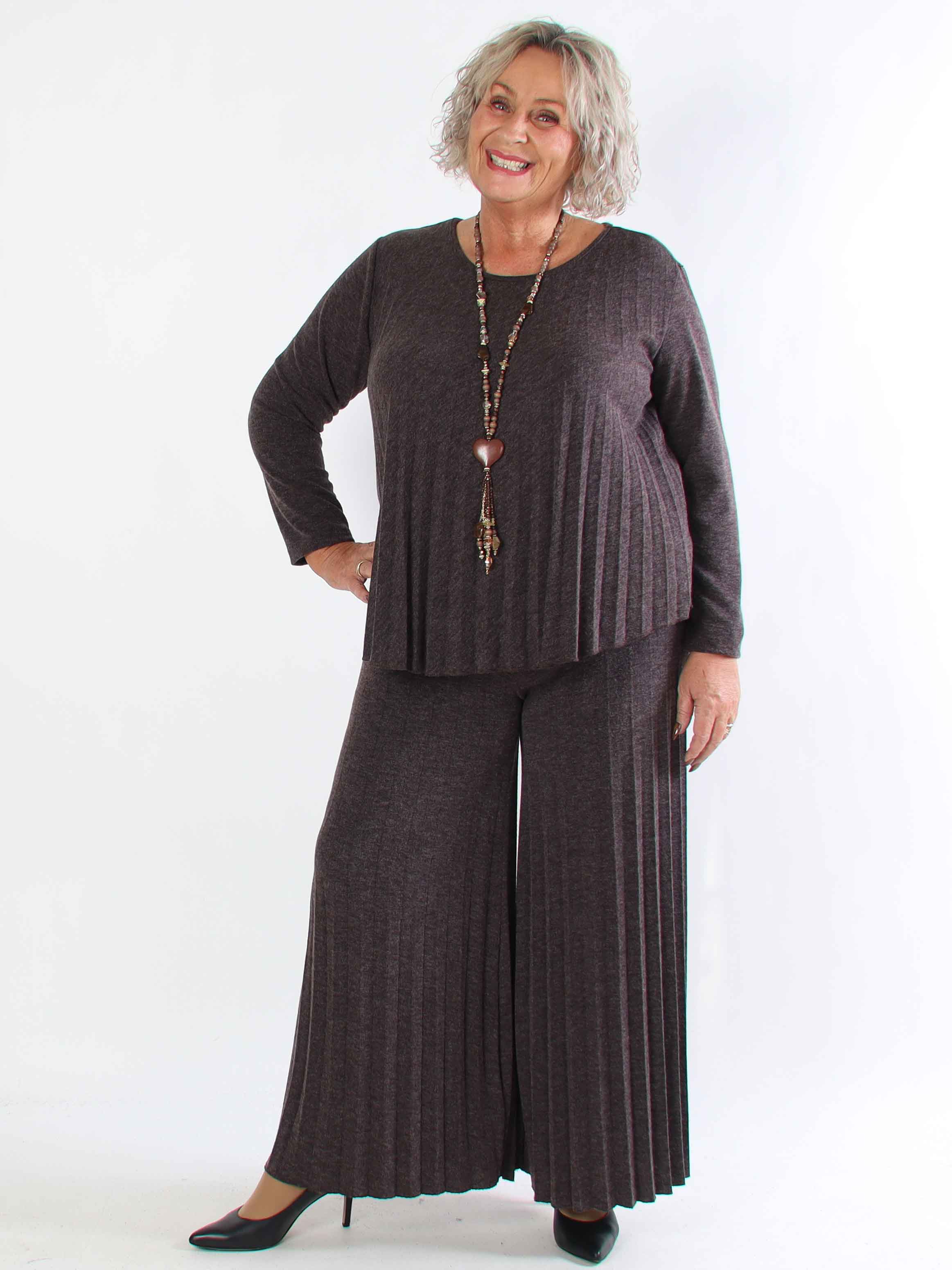 Anita Pants - Mjuka och eleganta plisserade plus size stickade byxor